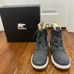 Never worn Sorel Winter Boots